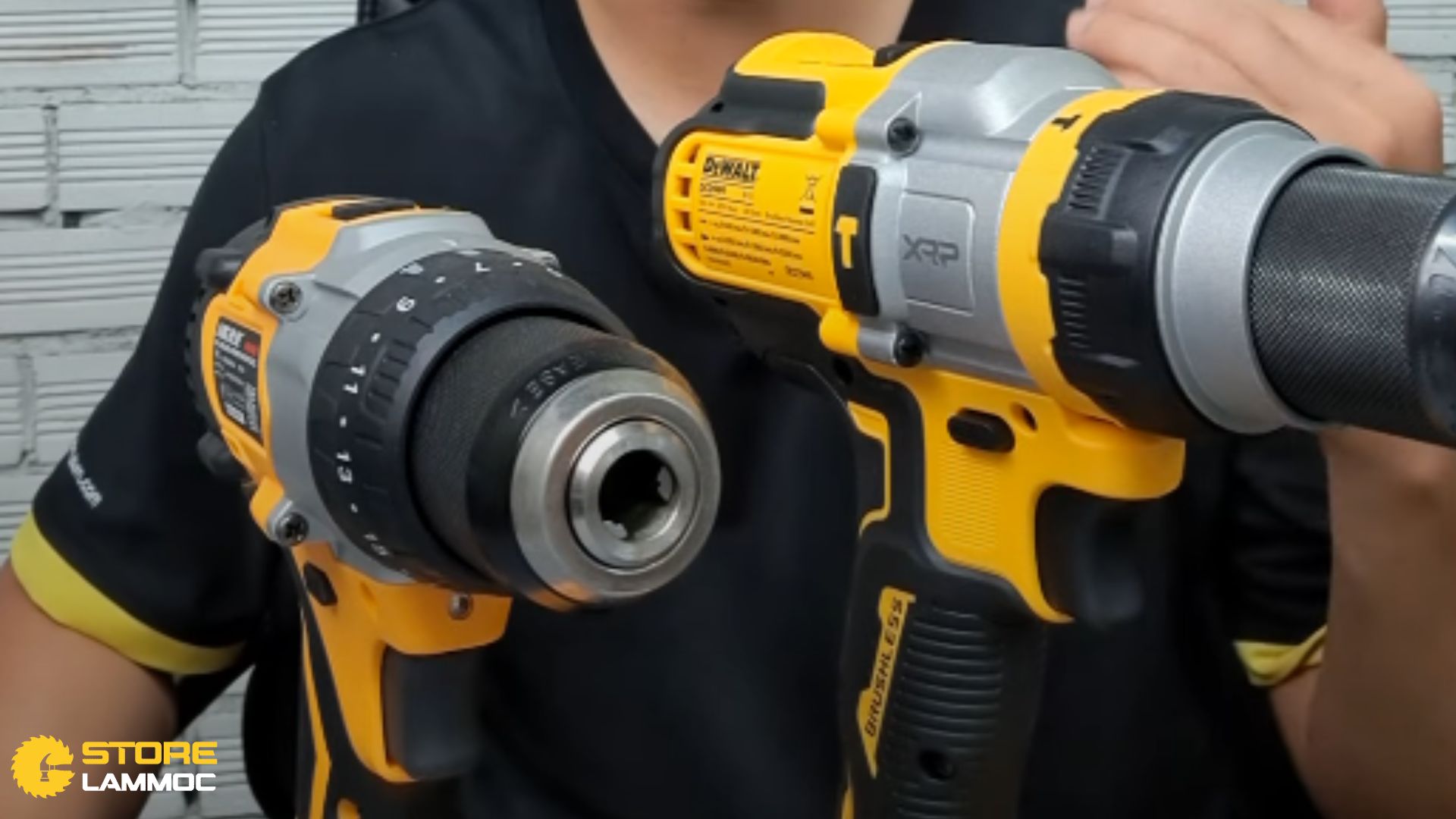 Máy khoan DeWalt và King Blue