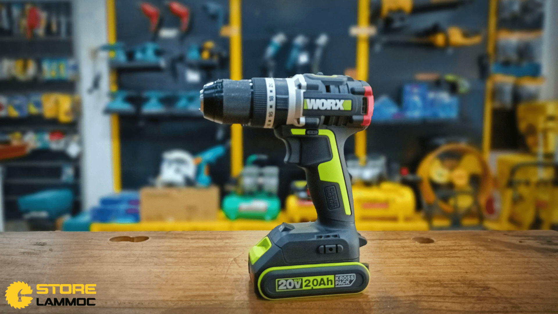 Máy khoan pin Worx WU369