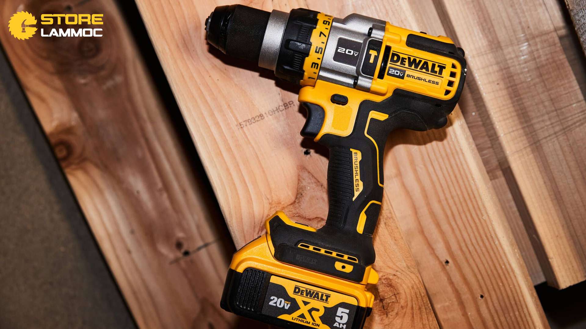Máy khoan vặn vít pin Dewalt