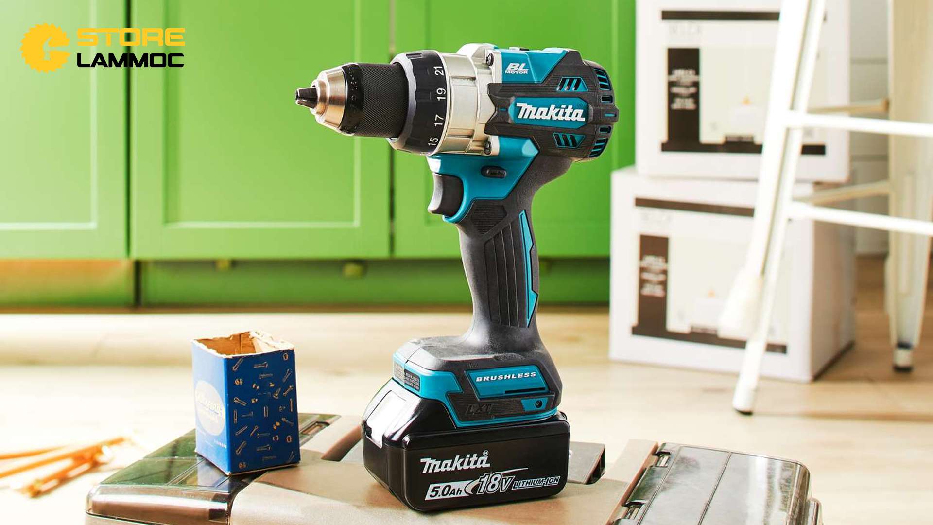 Máy khoan vặn vít pin Makita