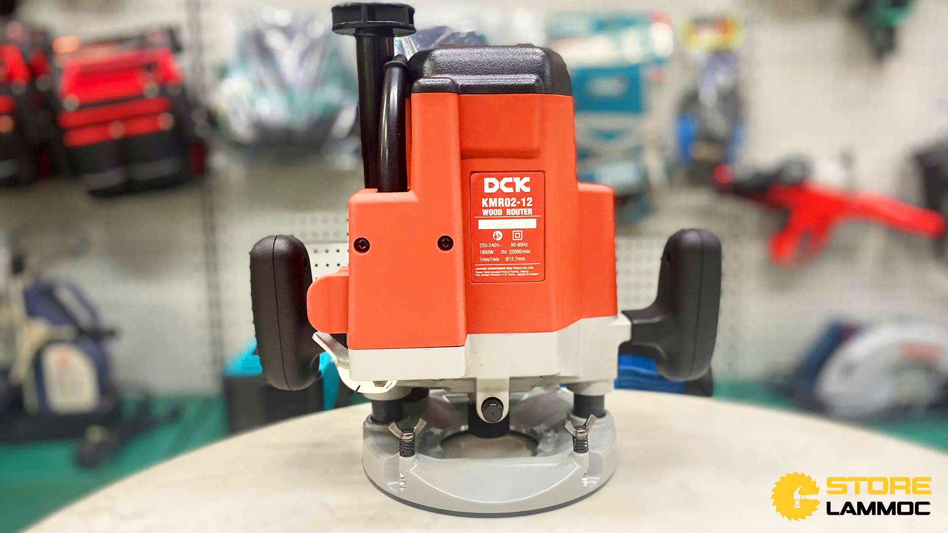 Máy phay/soi 1850W DCK KMR02-12