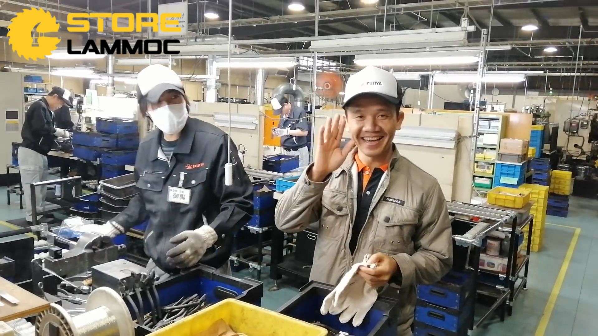 Anh Vinh - CEO của Store Làm Mộc - tham quan và trải nghiệm tại nhà máy FUJIYA Nhật Bản