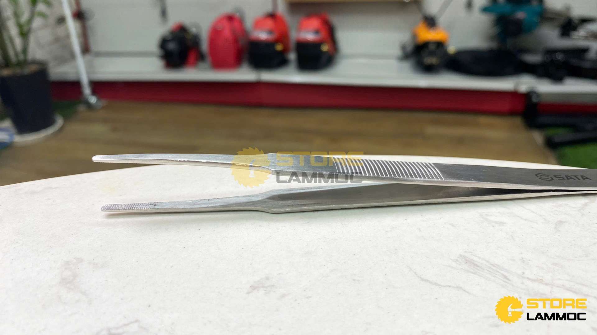 Nhíp SG mũi tù Sata 03152