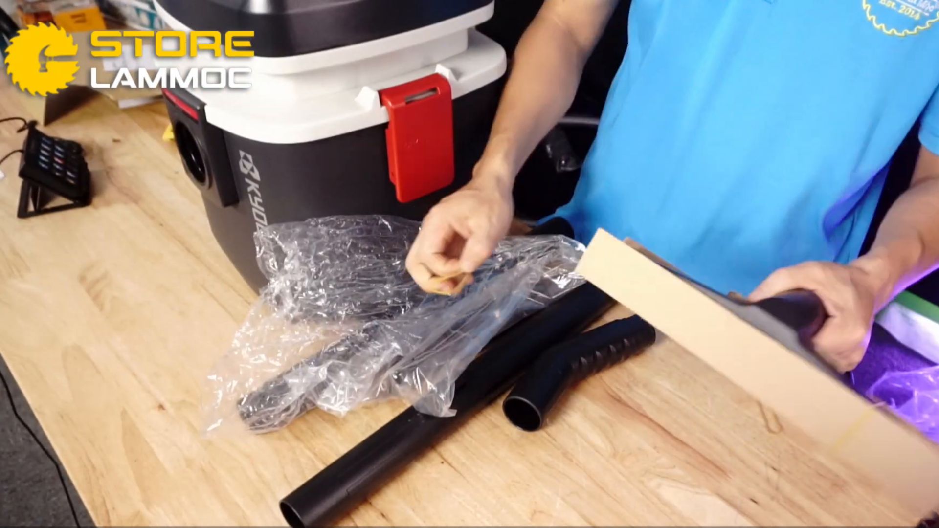 Phụ kiện đi kèm của máy Kyocera AVC1100