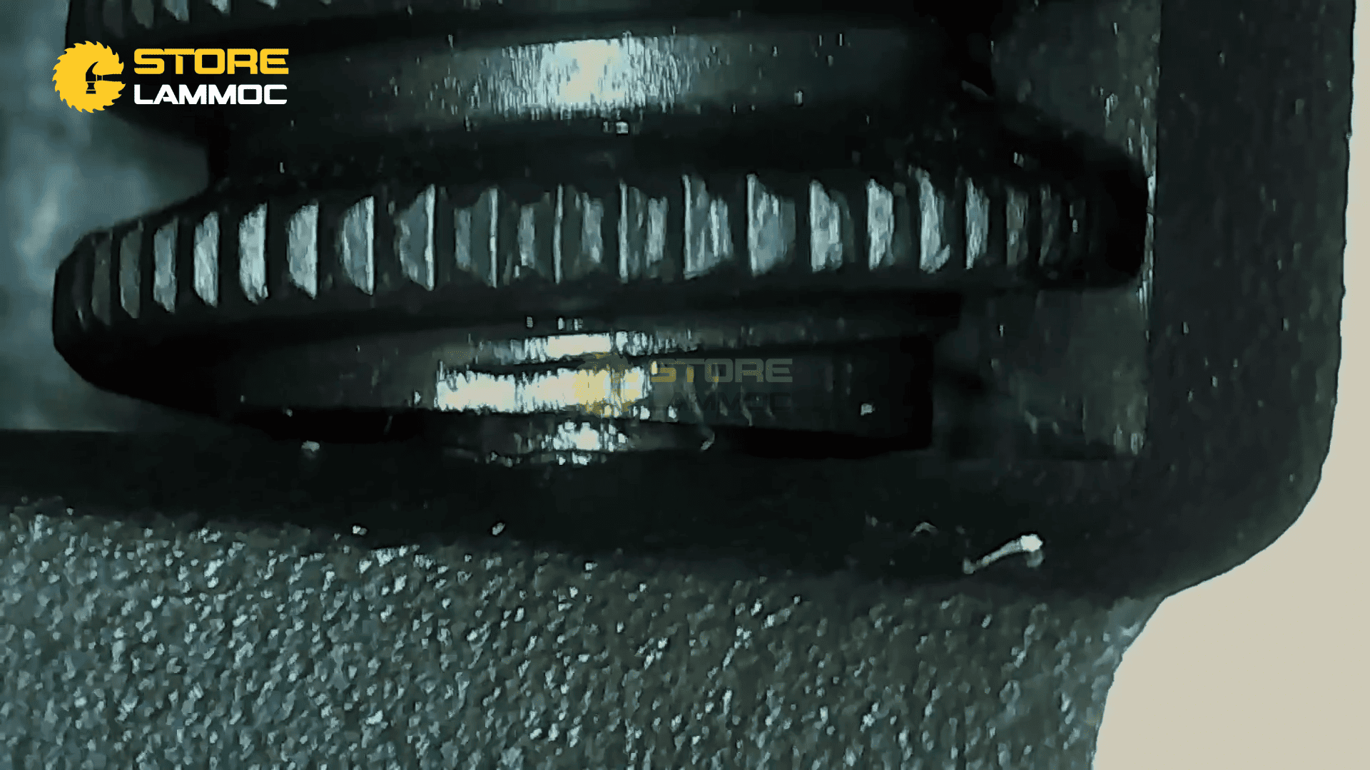 So sánh các thương hiệu khác Gador, Bako, và Hazard