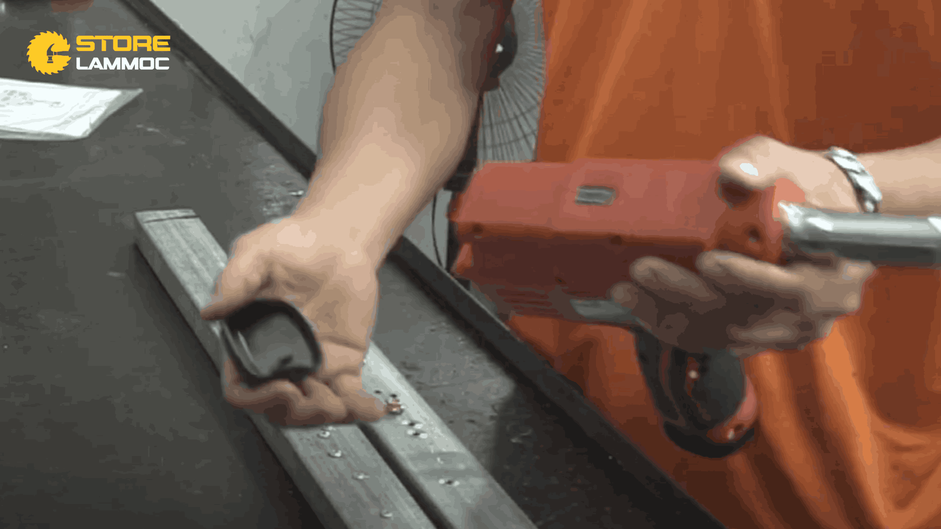 máy lấy đinh DCK KDPM40.