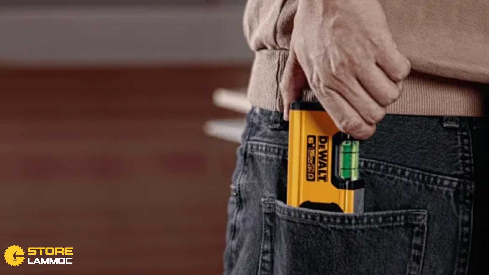 Tầm Quan Trọng Của Thước Thủy Trong Ngành Xây Dựng