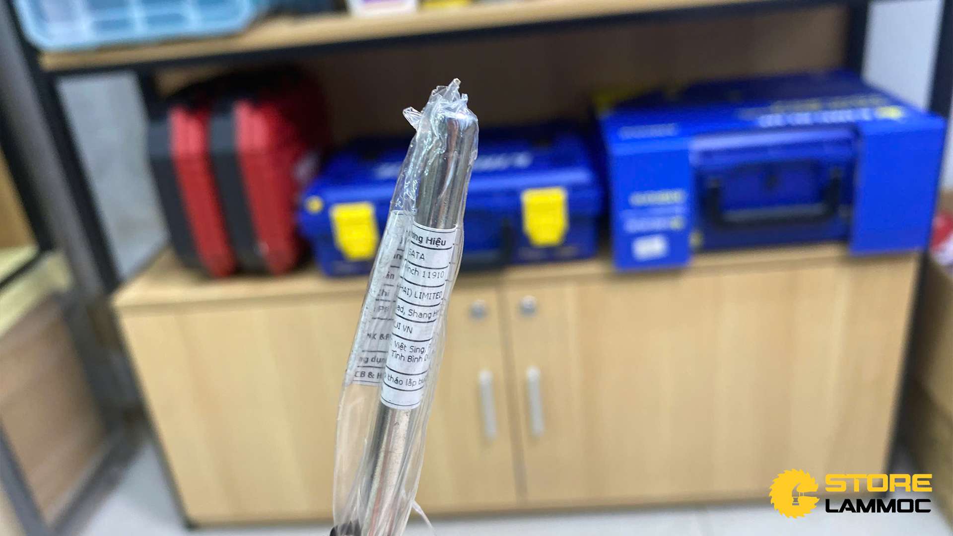 Tay vặn chữ T 4inch Sata 11910