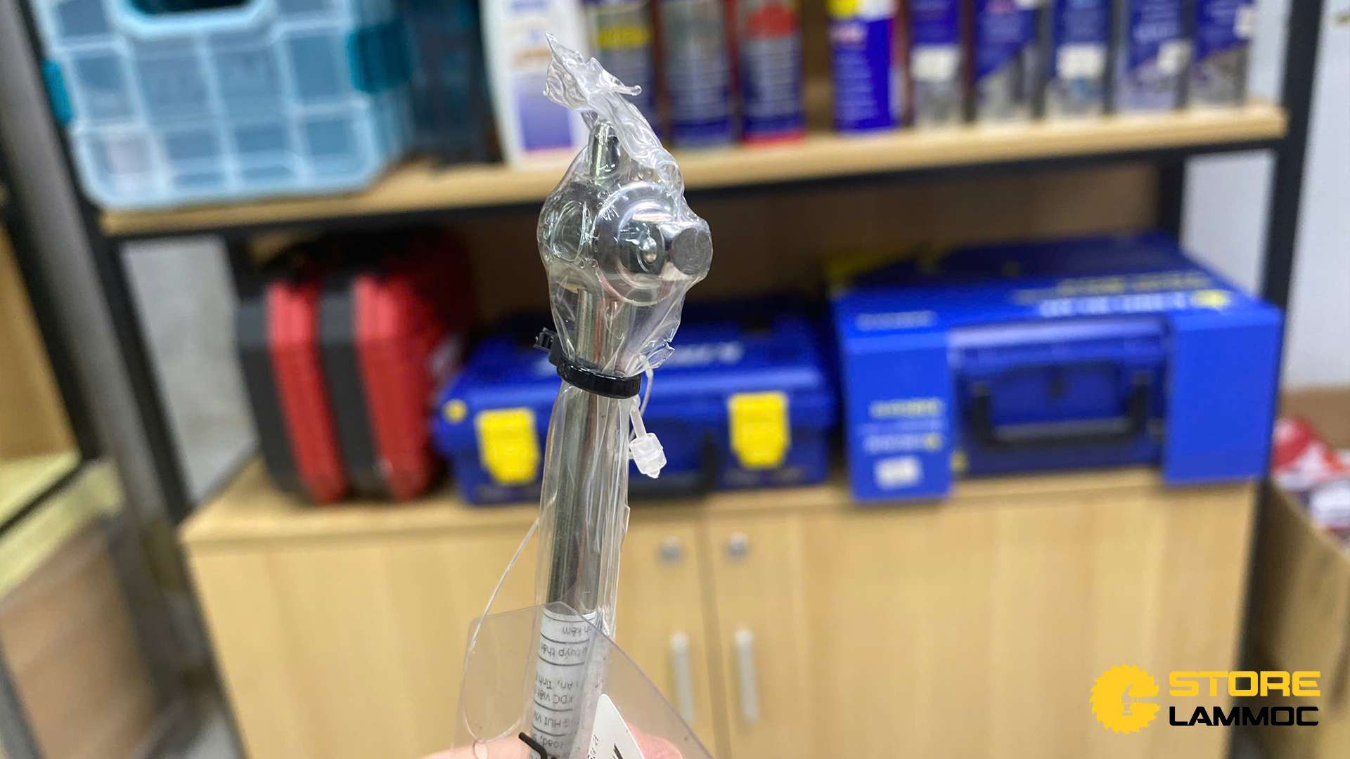 Tay vặn chữ T 4inch Sata 11910