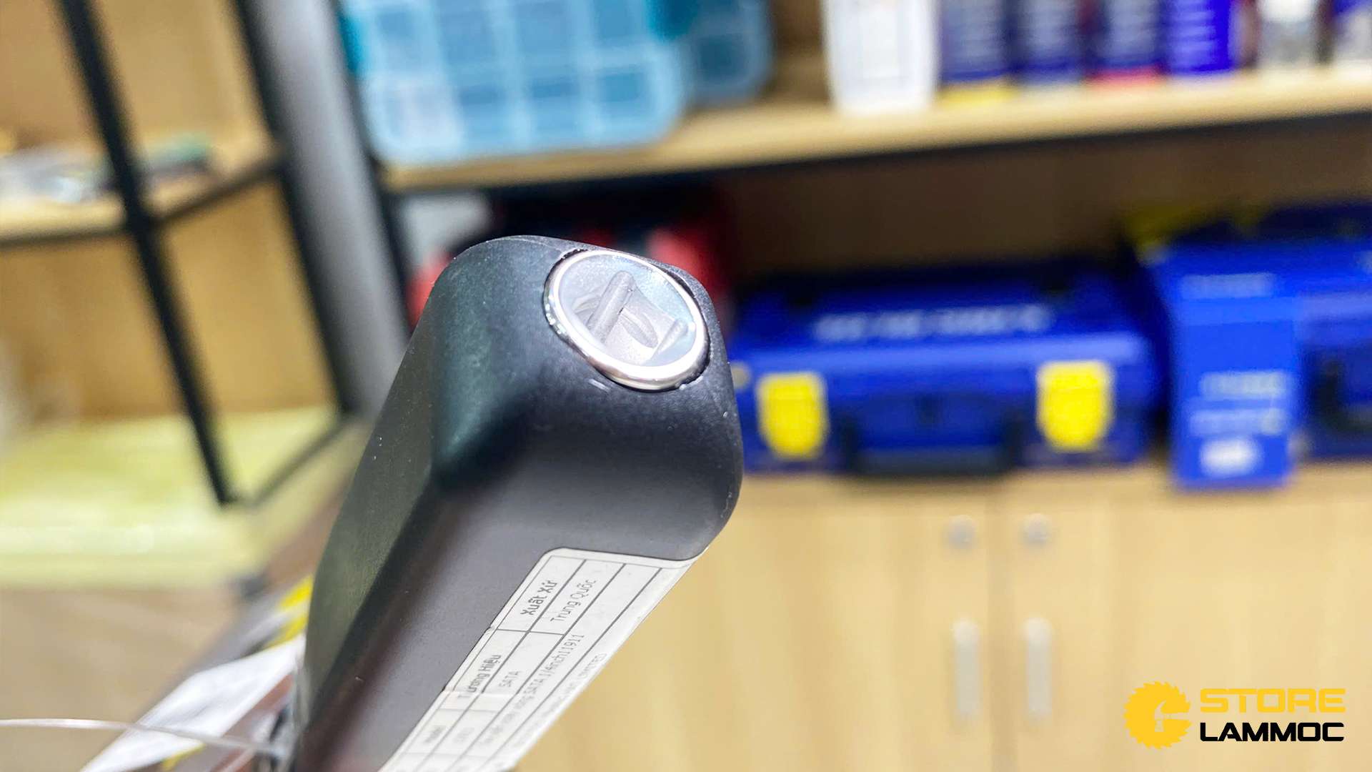 Tay vặn xoay vòng 1/4inch Sata 11911