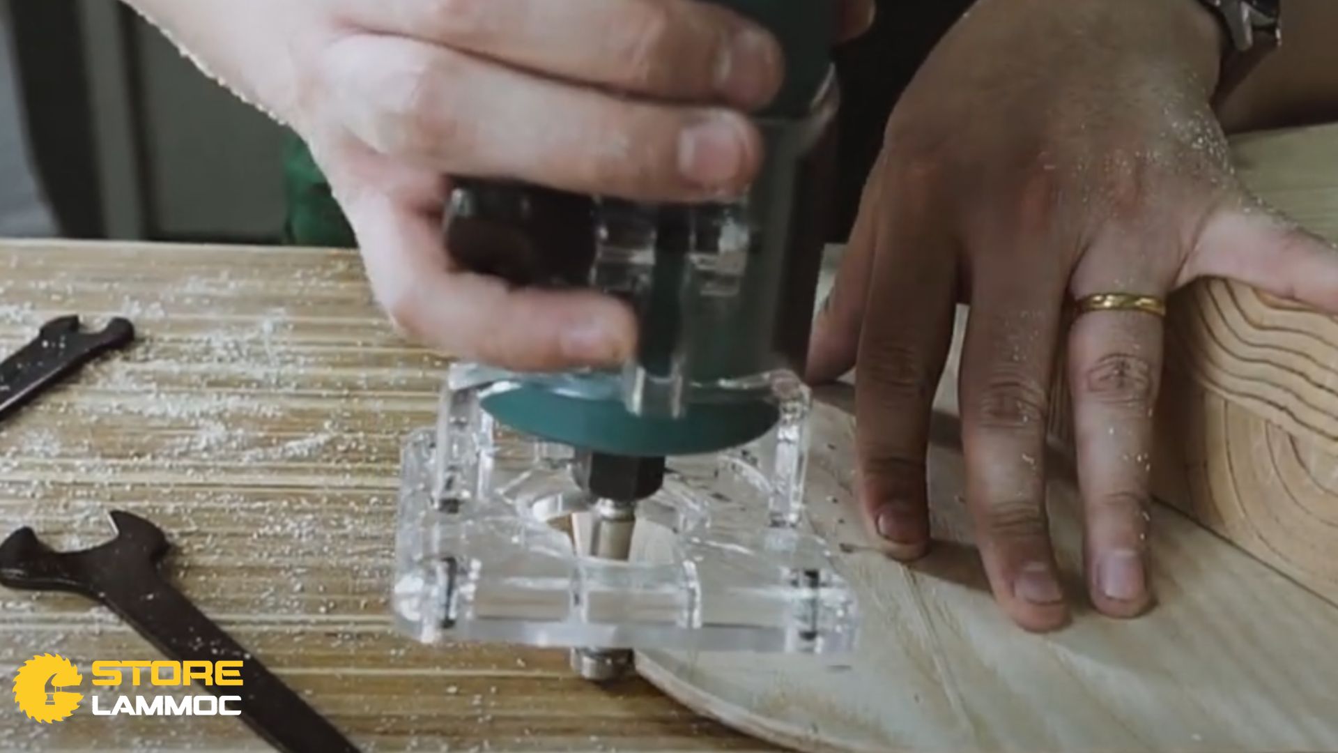 Thực hiện phay bo cạnh