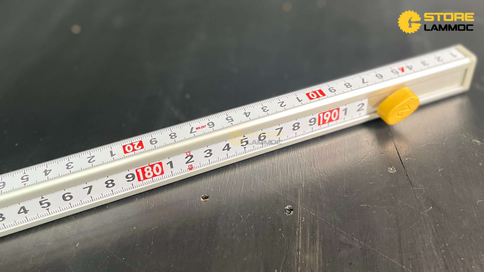 Thước thẳng 190cm lấy độ rộng cho khung cửa Shinwa 65108