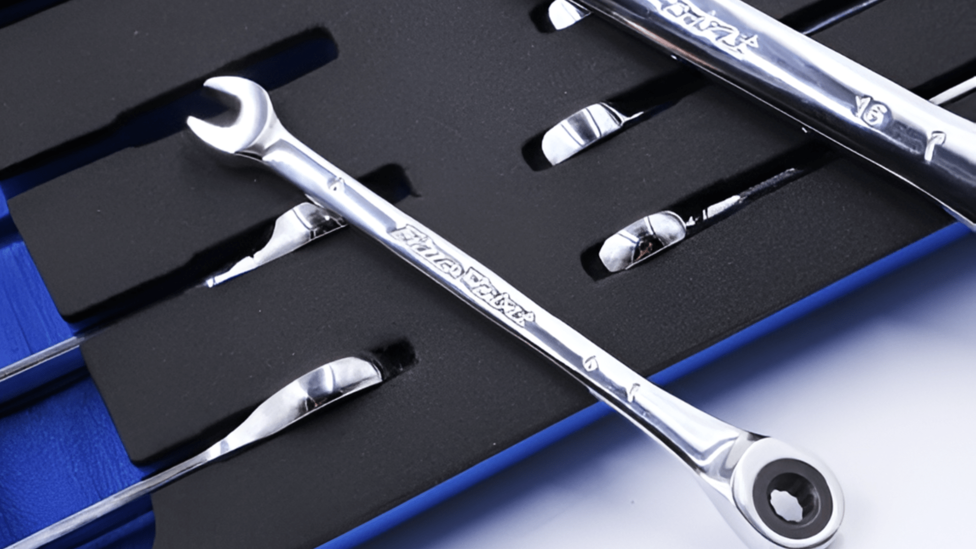 Cờ lê Thương hiệu Blue Point