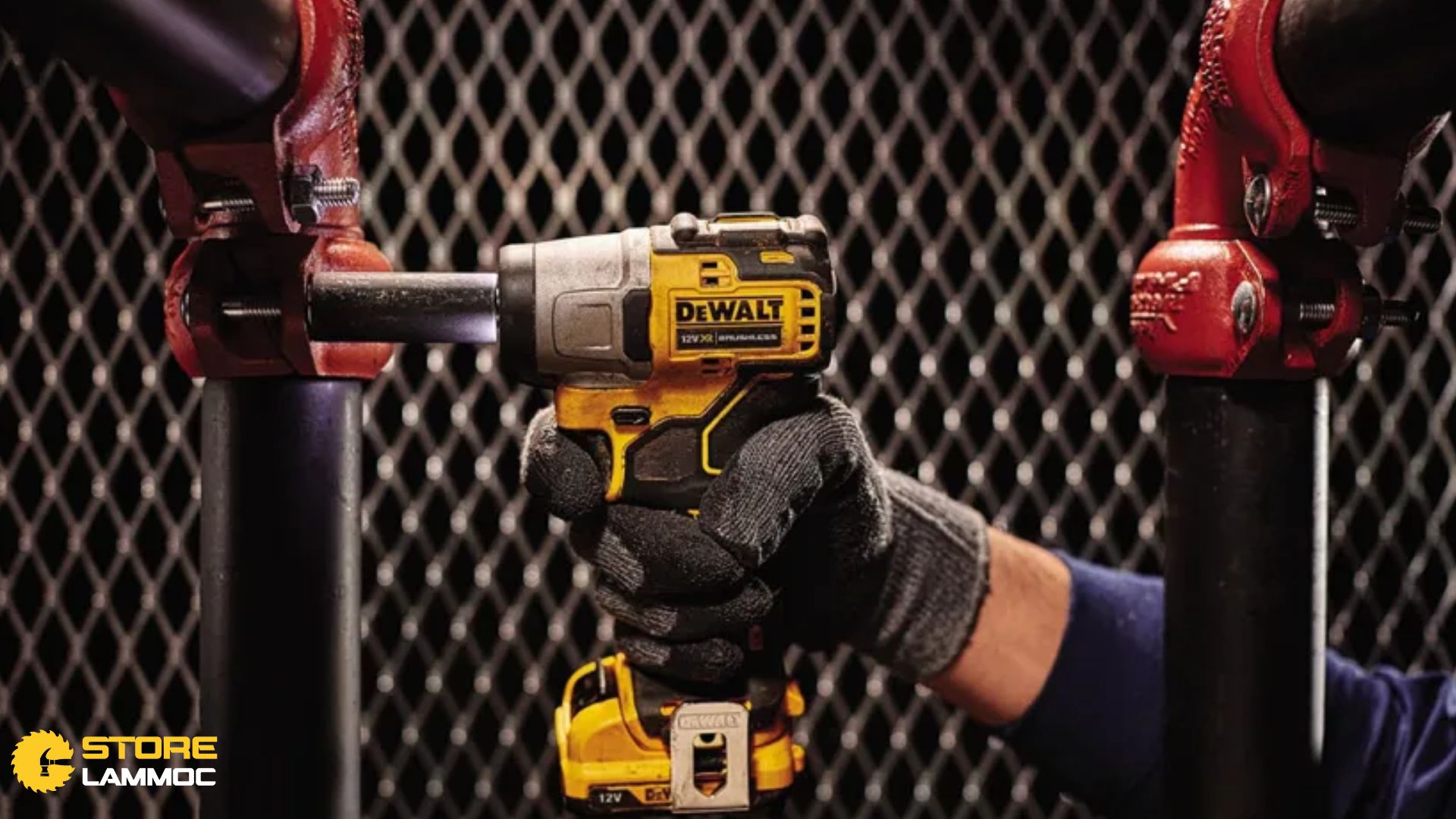 Tính Năng Tự Động Điều Chỉnh Tốc Độ