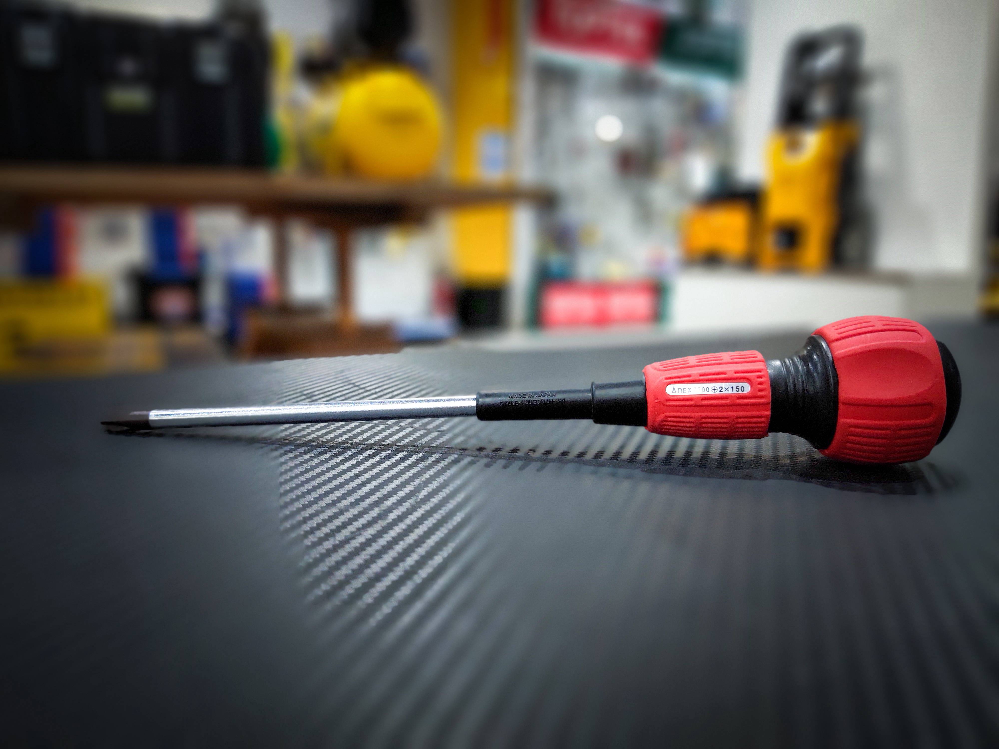 Tô vít 4 cạnh có từ tính Anex No.7700F+2×150 1