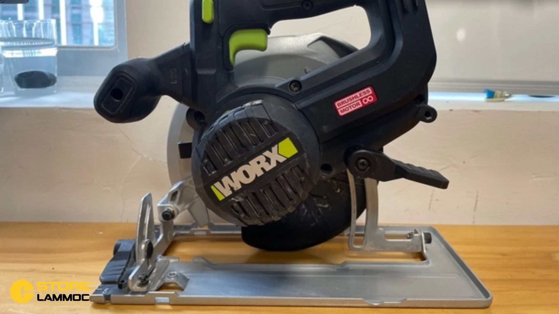 Tổng Quan Về Máy Cưa Đĩa Pin Worx WU536