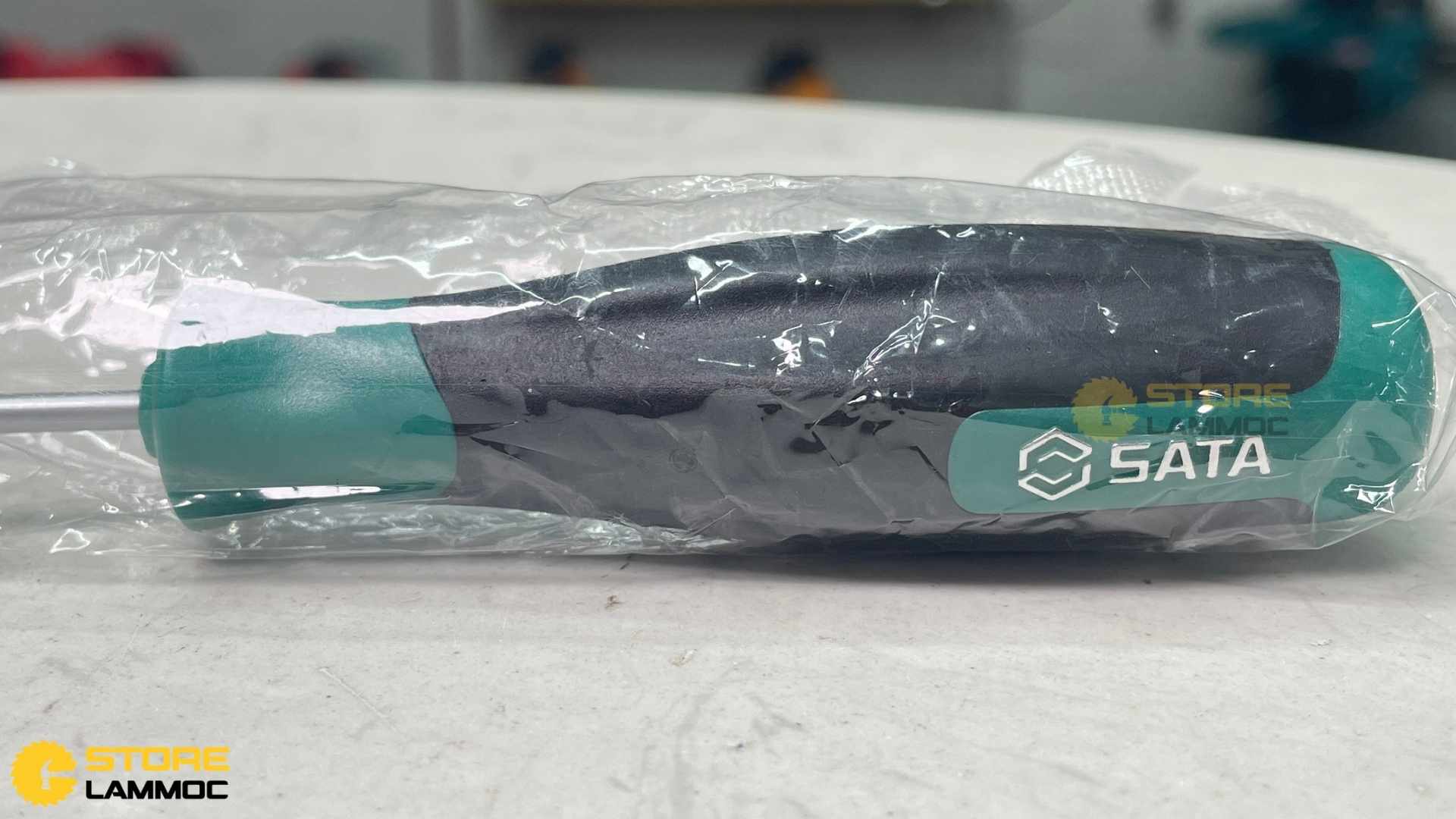 Tua vít chữ T đầu chữ thập #0x150MM Sata 63504