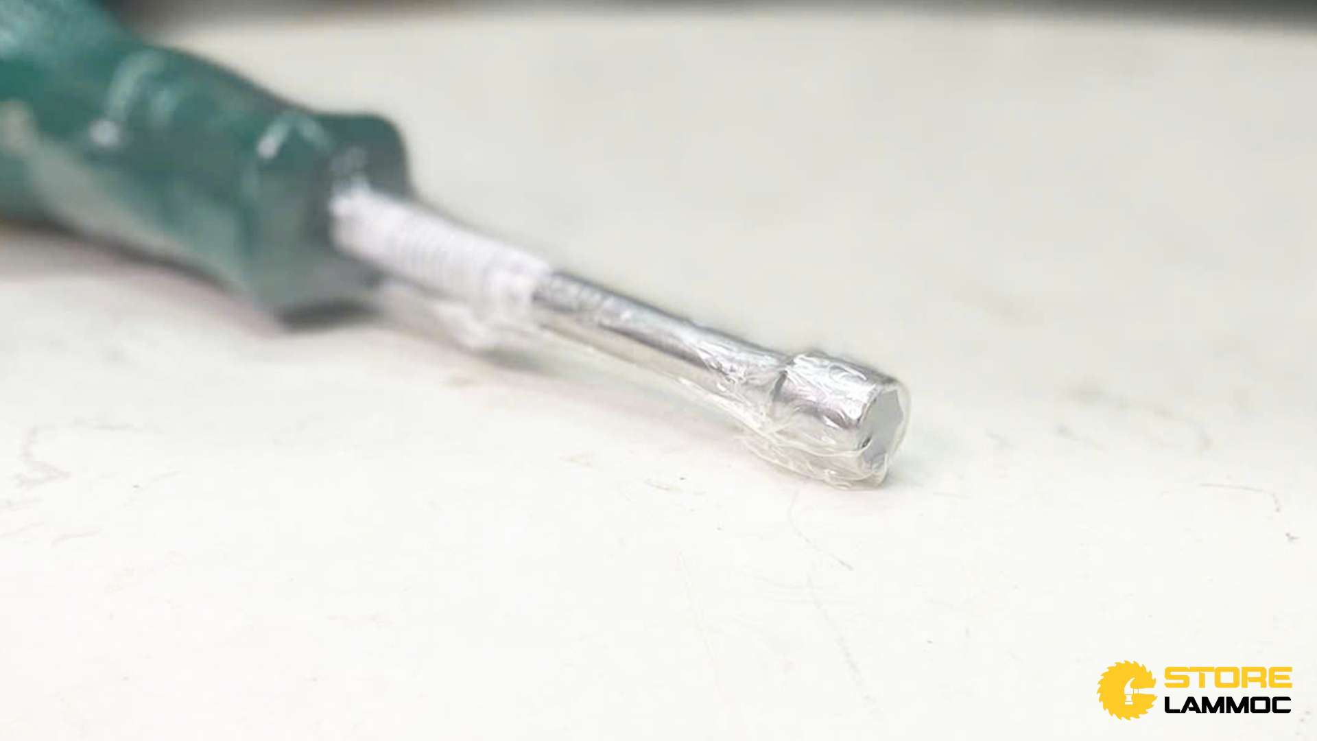 Tua vít đai ốc 6x75mm Sata 61503