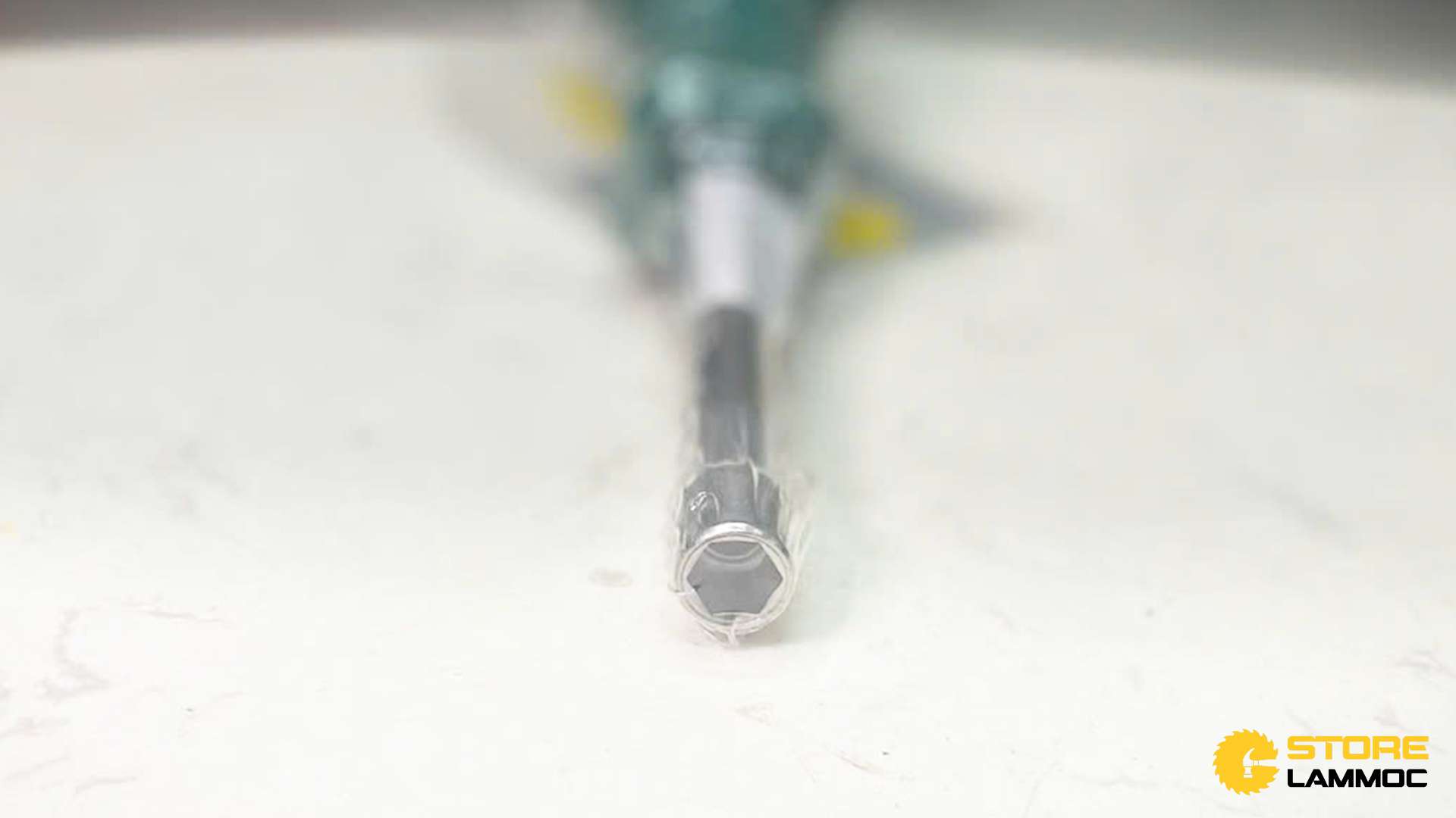 Tua vít đai ốc 6x75mm Sata 61503