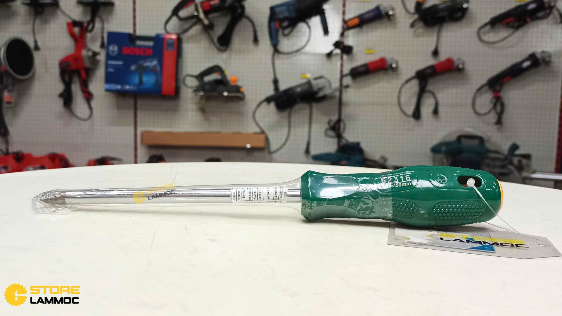 Tua vít đầu chữ thập 3x150mm Sata 62316 - 4