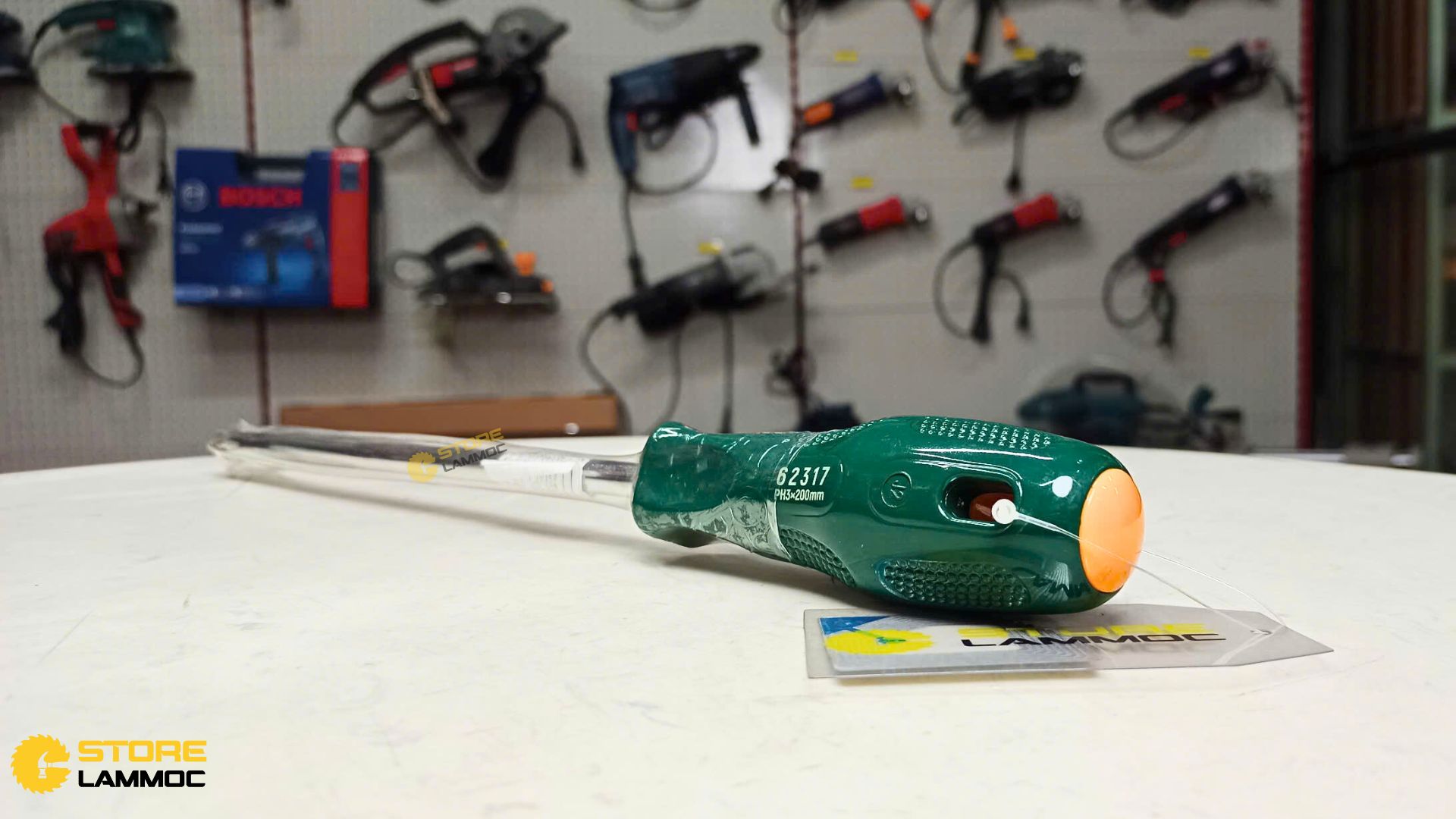 Tua vít đầu chữ thập 3x200mm Sata 62317 - 3