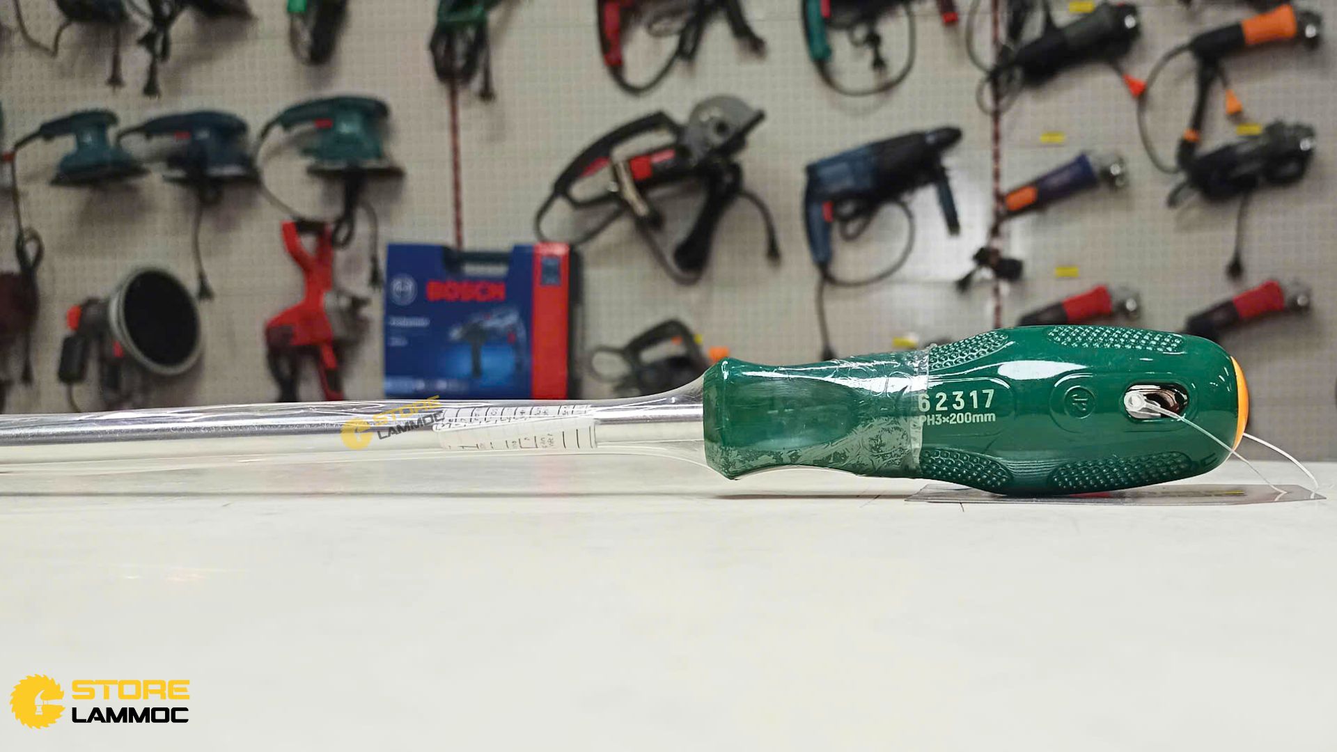 Tua vít đầu chữ thập 3x200mm Sata 62317 - 4