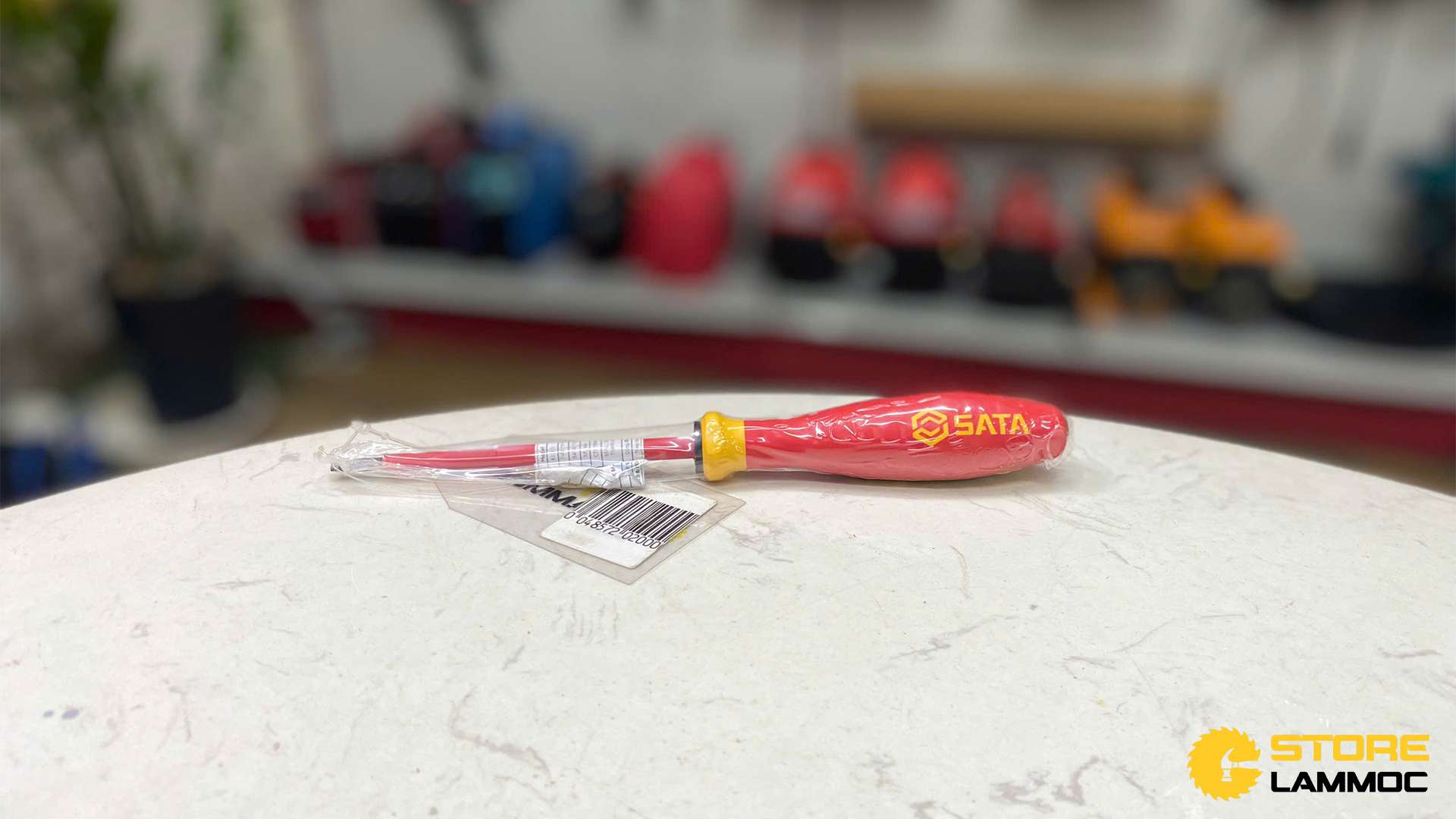 Tua vít đầu dẹp 3.5x100mm Sata 61310