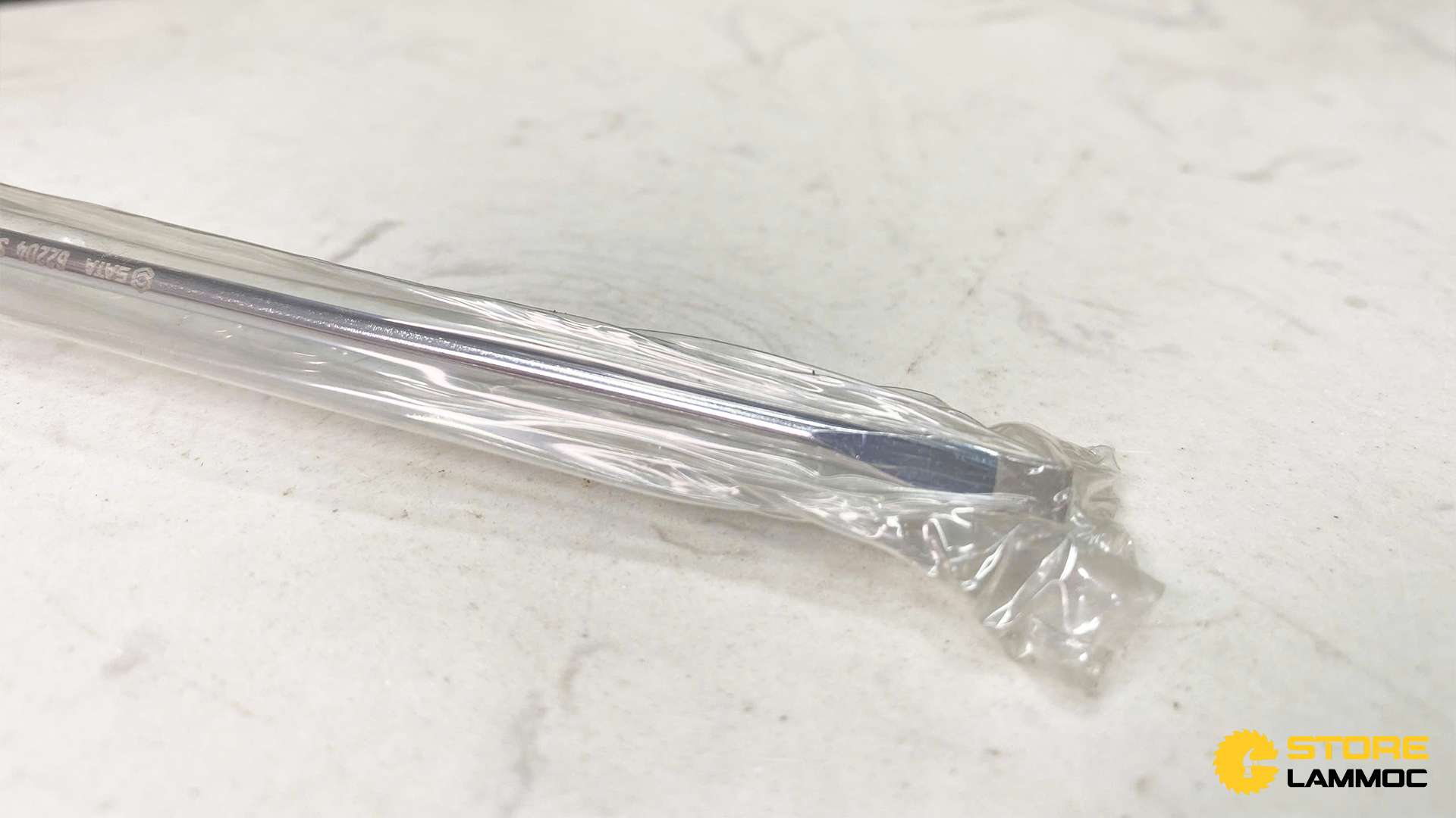 Tua vít đầu dẹp 5x75mm Sata 62207