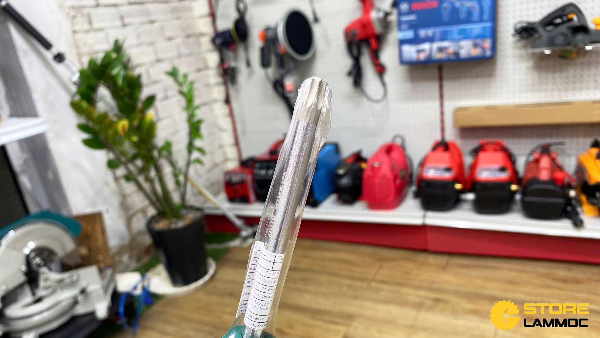 Tua vít đầu sao T40x100mm Sata 61107