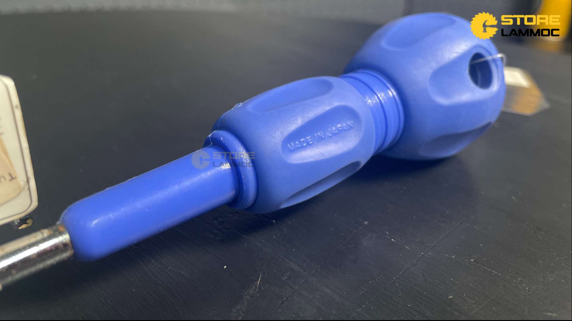 Tua vít dẹp Fujiya FESD-6-200