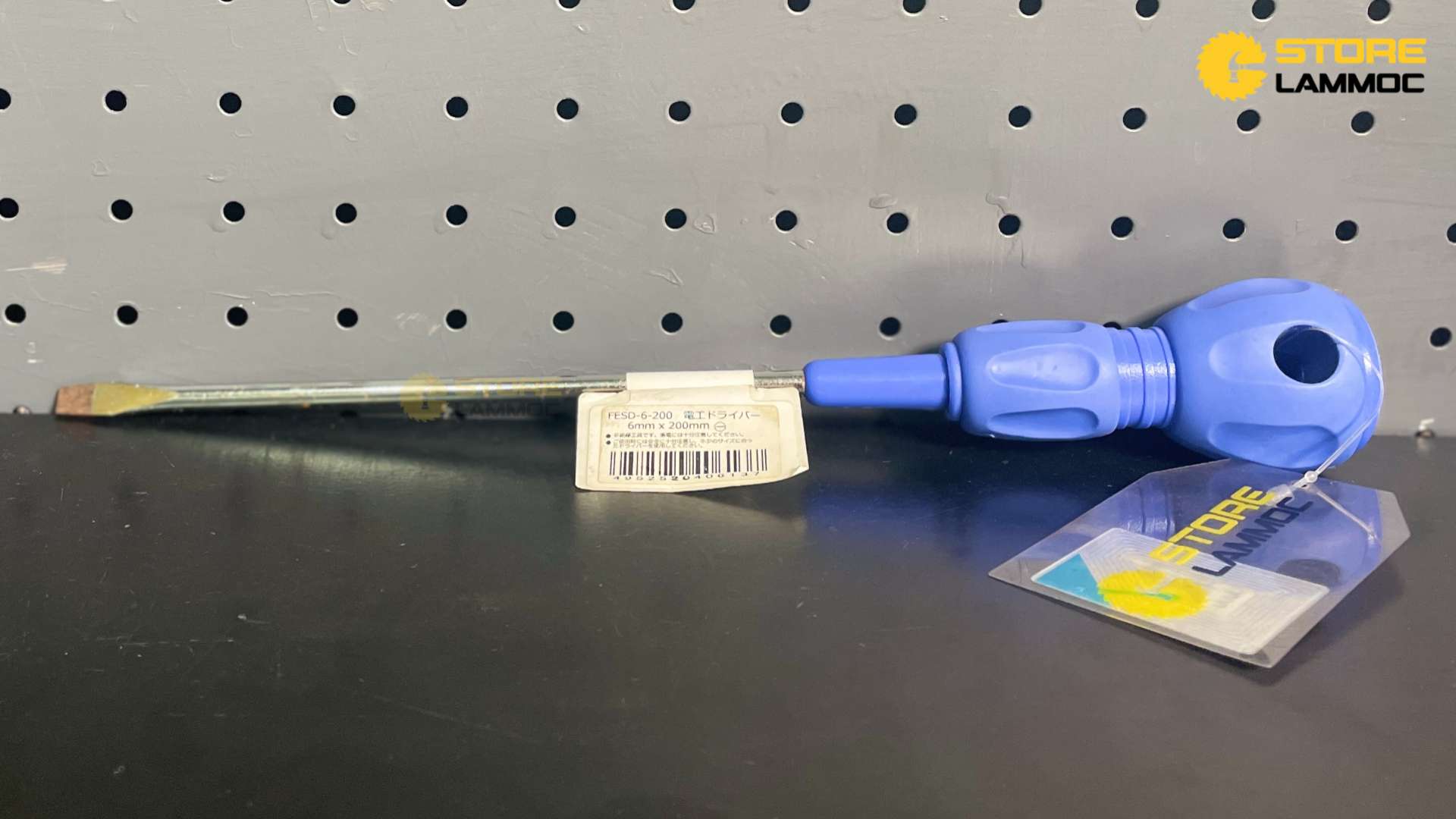 Tua vít dẹp Fujiya FESD-6-200