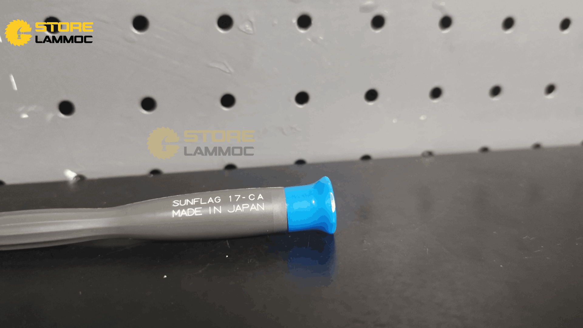 Tua vít Nhật Bản đầu chữ Y Sunflag 17-CA