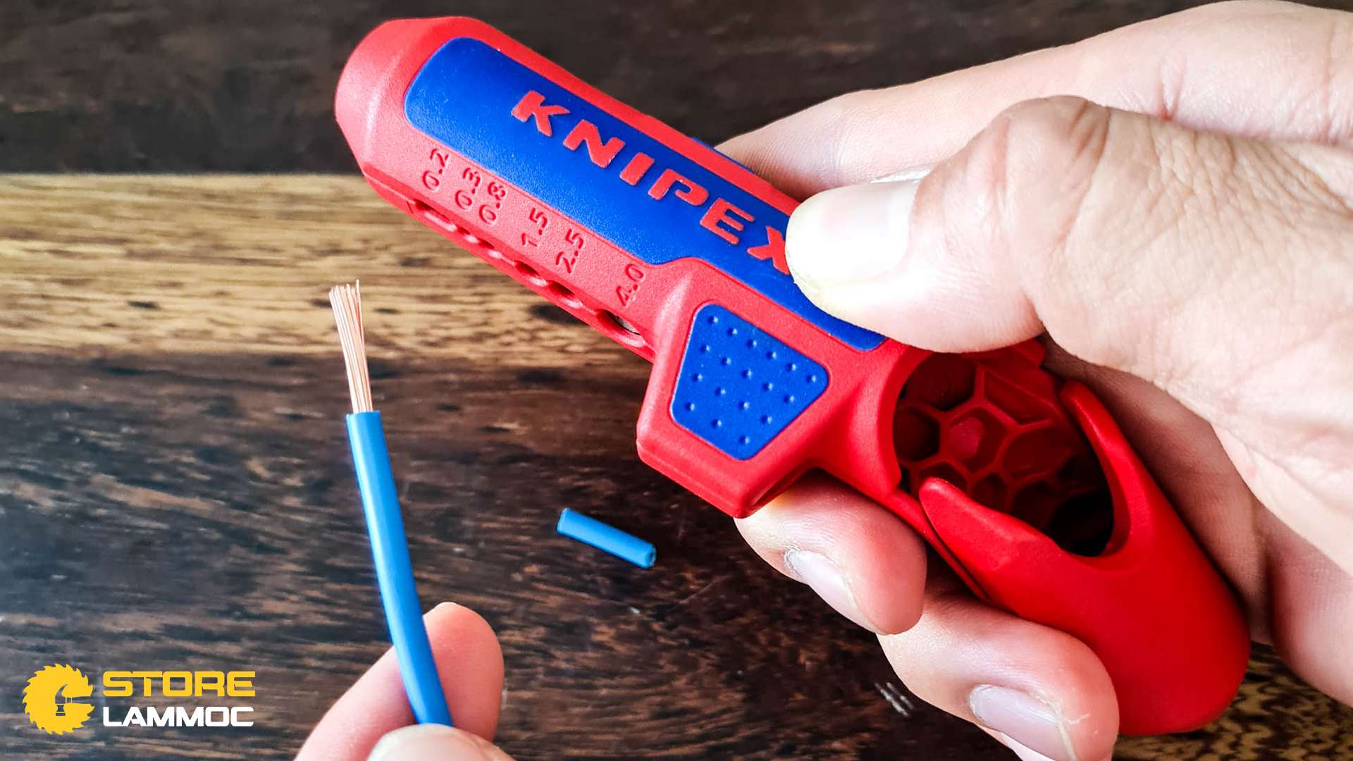 Tuốt dây điện Knipex Ergo 16 95 01 SB