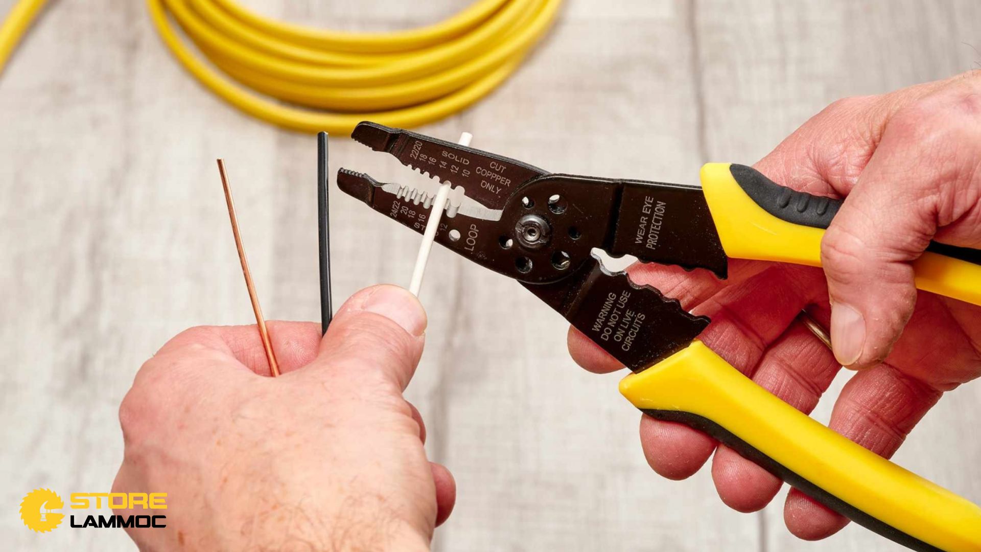 Ưu điểm của kìm tuốt dây điện tự động