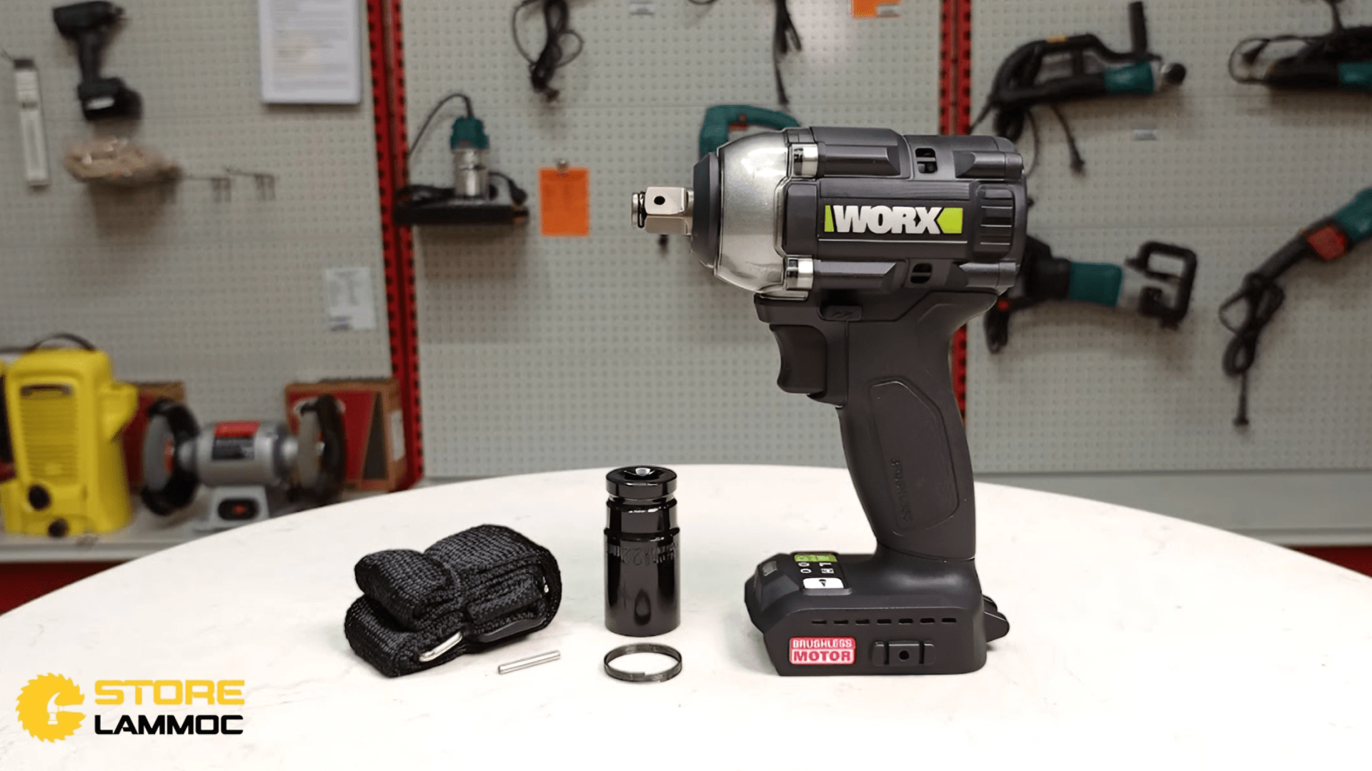 Vật liệu và cấu trúc của máy bu lông pin Worx WE272