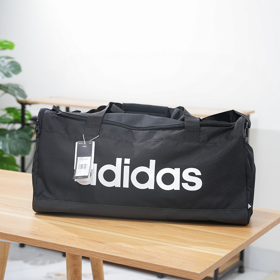 1 Túi adidas chính hãng Duffel Logo Essentials Cỡ Vừa GN2038