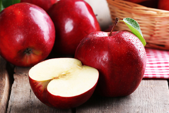 Chị em nên ăn táo thường xuyên để ngăn ngừa tình trạng thiếu máu