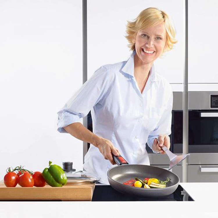 Chảo gang Woll Diamond Lite Saute 24cm 1724DPI