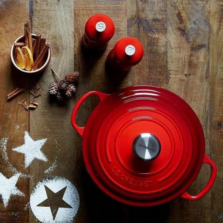 Nồi gang Le Creuset màu đỏ anh đào 24cm 