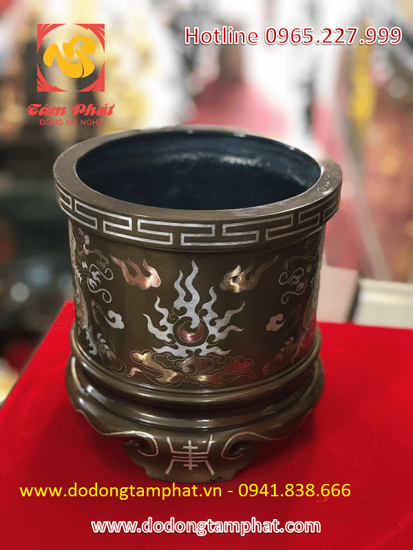 Bát hương đồng giả cổ khảm tam khí