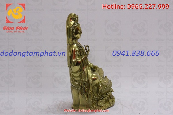 Tượng Bồ Tát Quán Thế Âm bằng đồng vàng cao 30cm
