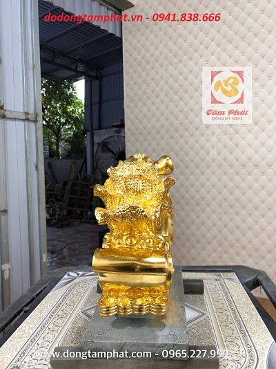 Tượng chuột chiêu tài.