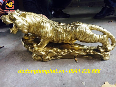 Tượng hổ đẹp dũng mãnh.