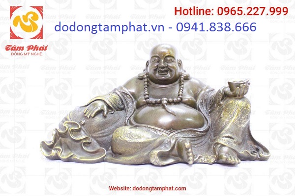 Tượng Phật Di Lặc bằng đồng hun xanh dài 40cm cao 20cm