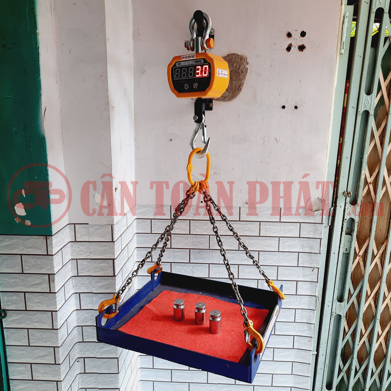 Tính năng của cân treo điện tử 2 tấn