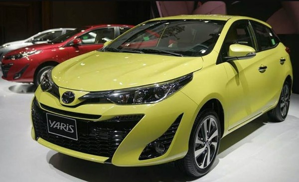 Chọn Toyota Yaris màu vàng may mắn cho tuổi Nhâm Dần