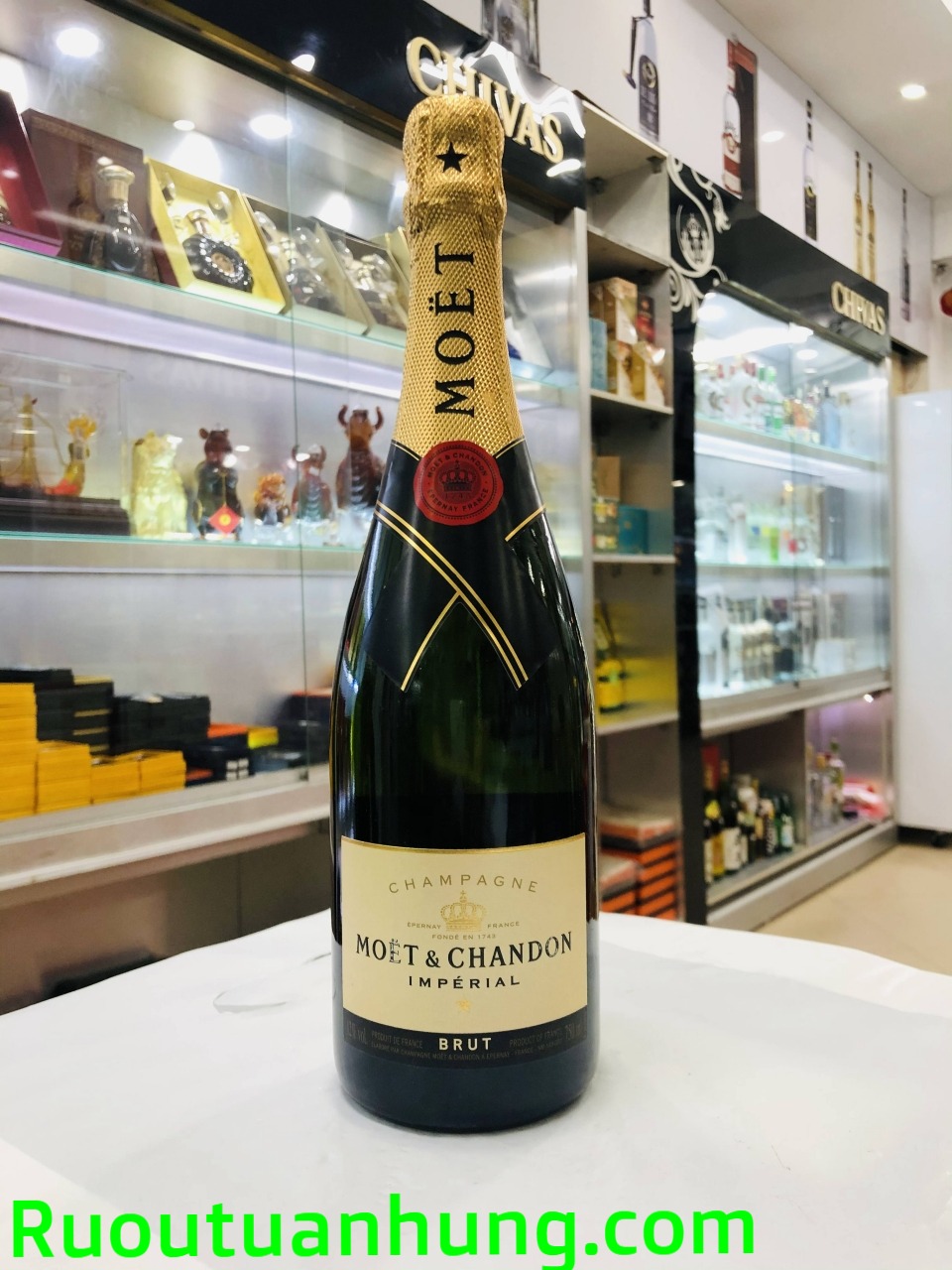 Rượu Champagne Moet & Chandon