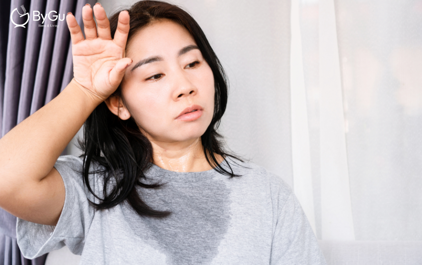 Tại Sao Bạn Bị Nóng Lưng Khi Ngủ