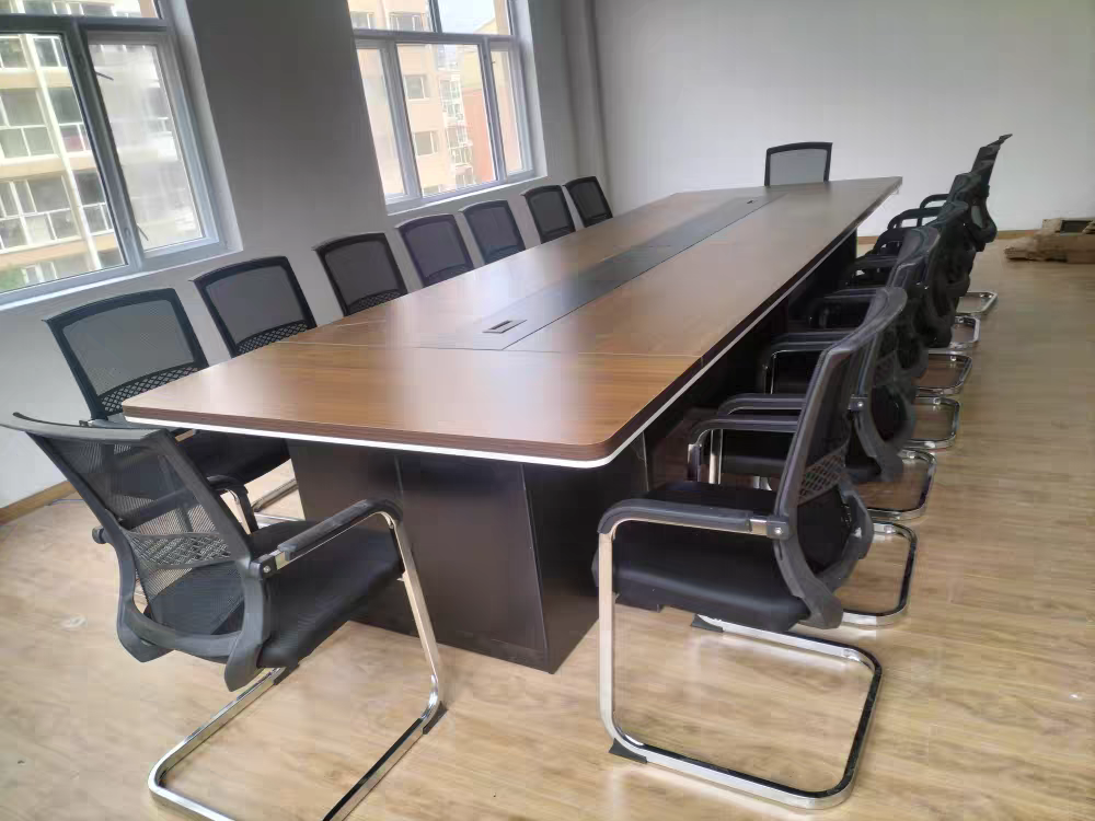 bàn họp kích thước lớn