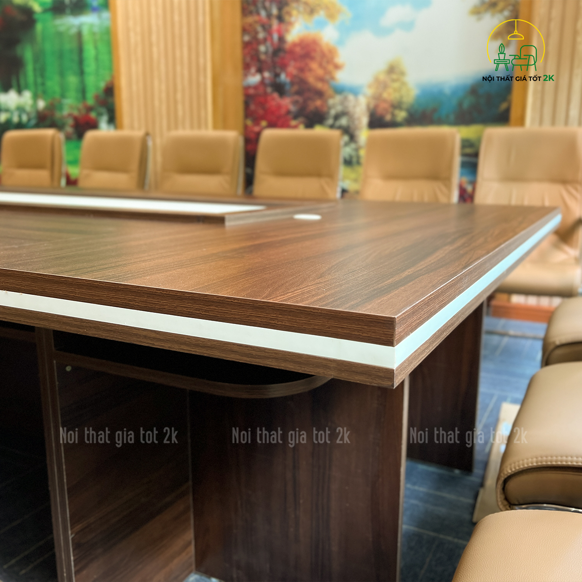 bàn họp dễ dàng kết hợp với nhiều không gian giúp không gian thẩm mỹ hơn